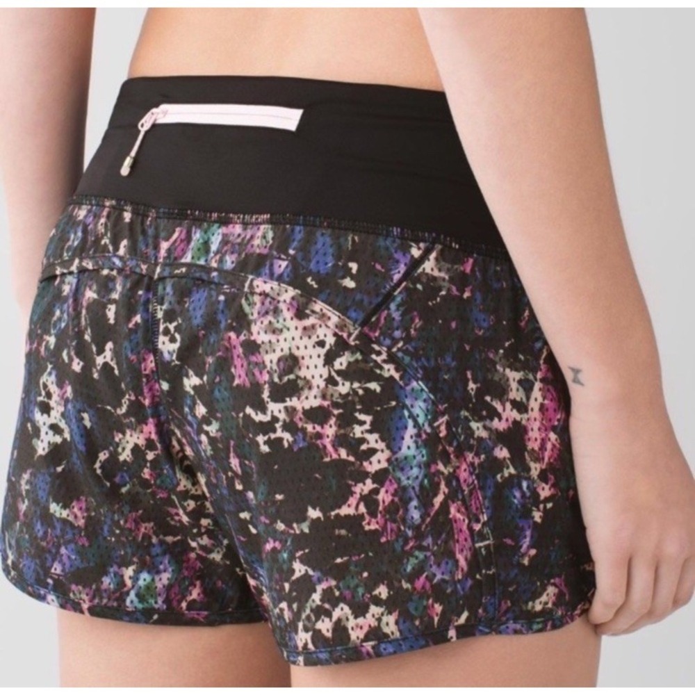 Lululemon Run Times Floral Sport Black 4 Way Stretch Multi Print Sz 8‎